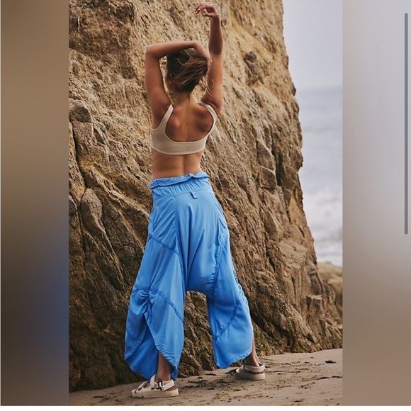 NWOT Free People FP Movement Head Start Harem Pants (size M) - Picture 3 of 16